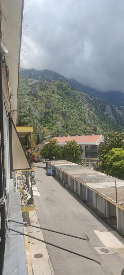 Apartment Oaza Kotor Kültér fotó